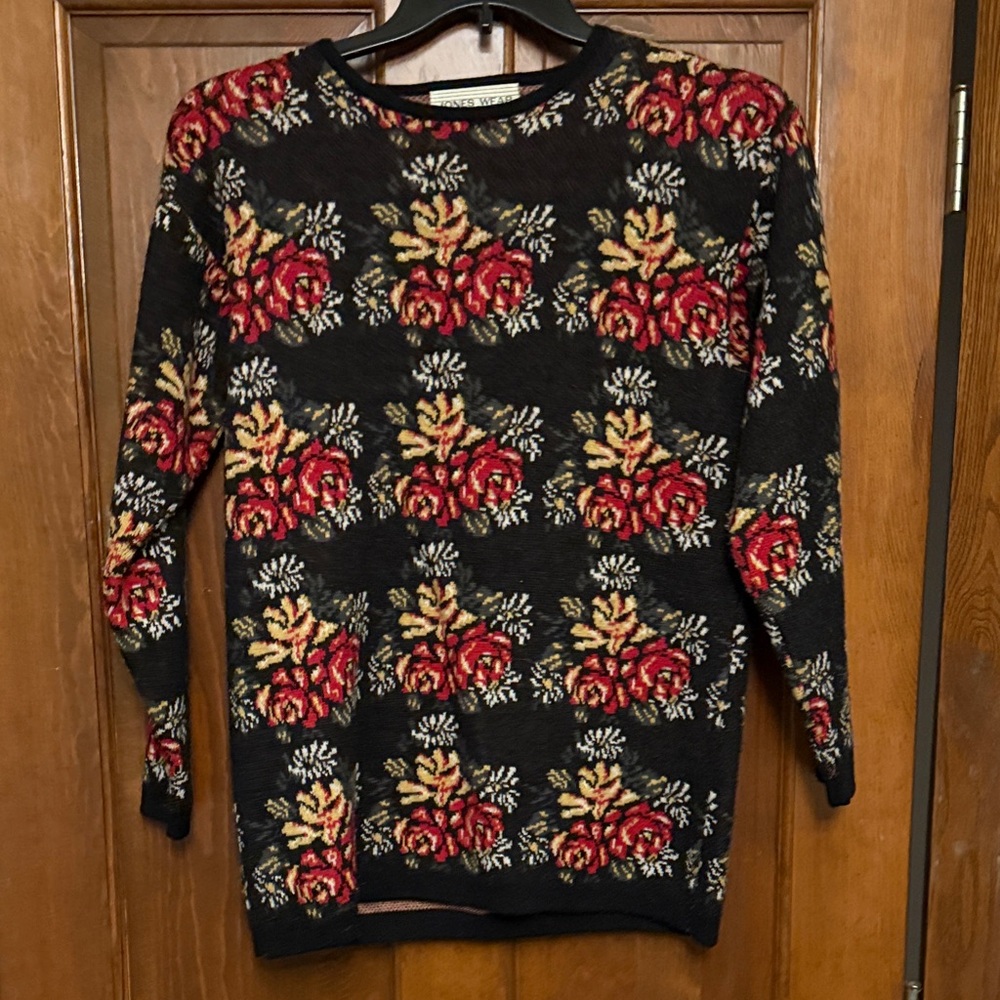 Jones Wear Multicolor Knit Top